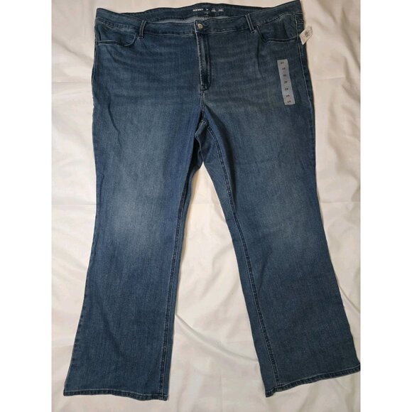 Old Navy women’s Dark Wash Mid-rise Kicker Bootcut Jeans- Size 26-Plus Size- NWT - Picture 2 of 8